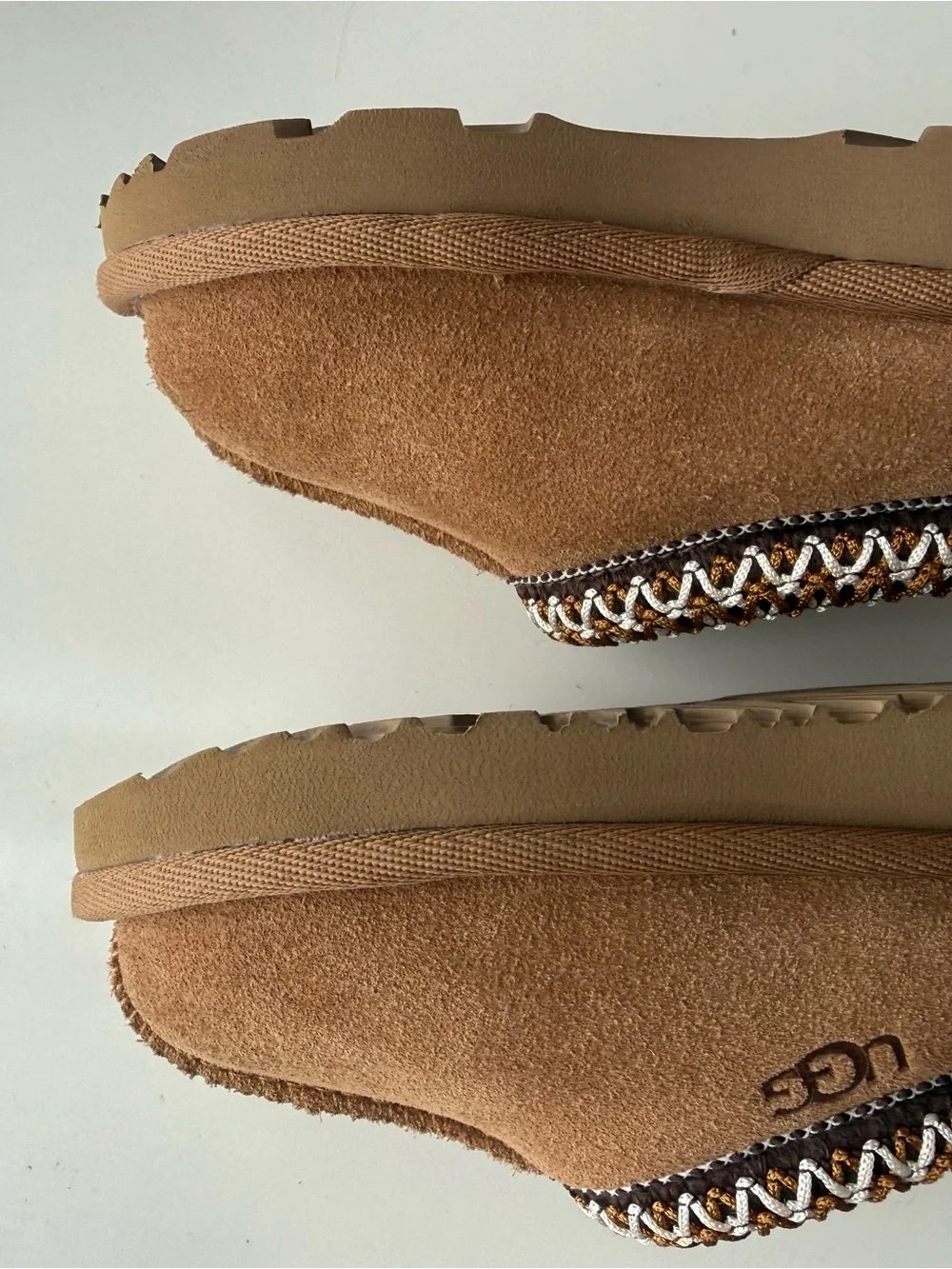 UGG Kids Chestnut Slip-On Shearling-Lined Slippers
